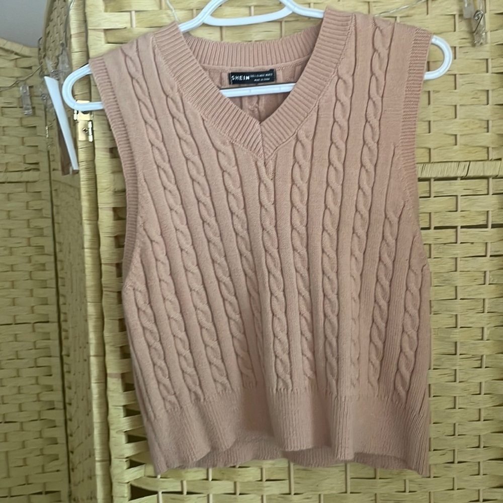 SHEIN Cropped Beige V-Neck Sweater Vest